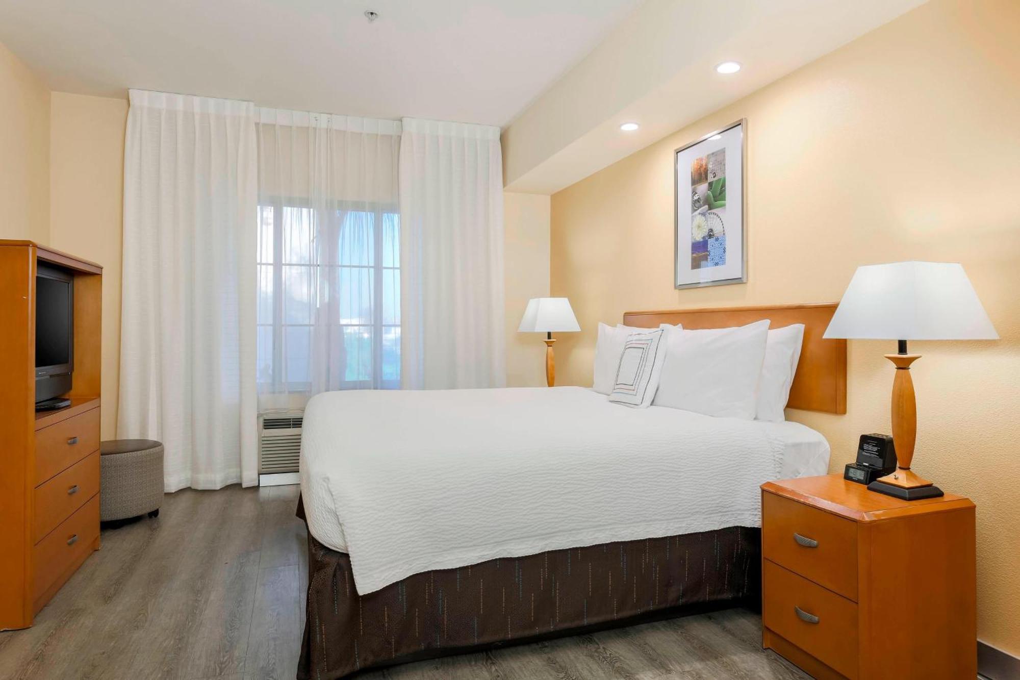 Fairfield Inn & Suites טמקולה מראה חיצוני תמונה